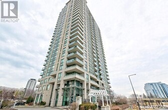 Building Photo - 88-2988 Grangeway Ave