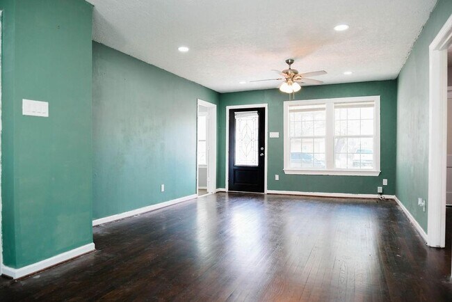 Foto del edificio - 2032 Vince St