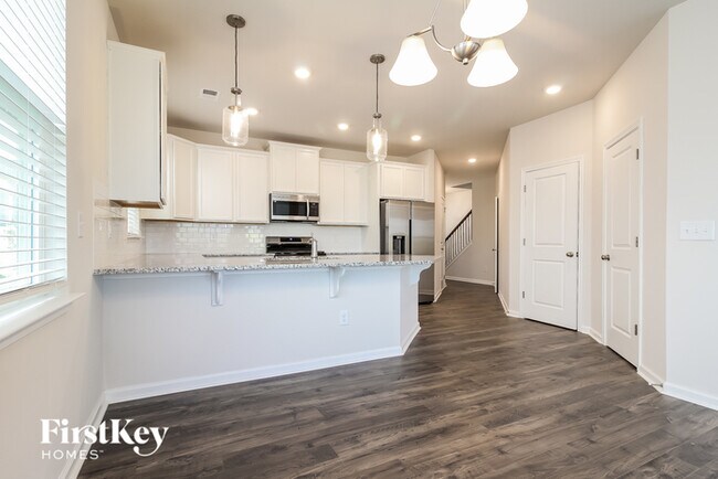 Building Photo - 612 Goldburn Way