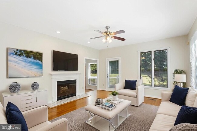 Building Photo - 445 Springvale Rd