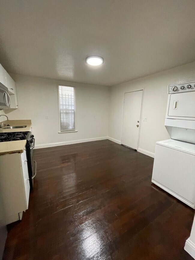 Foto del edificio - 1115 Willow St