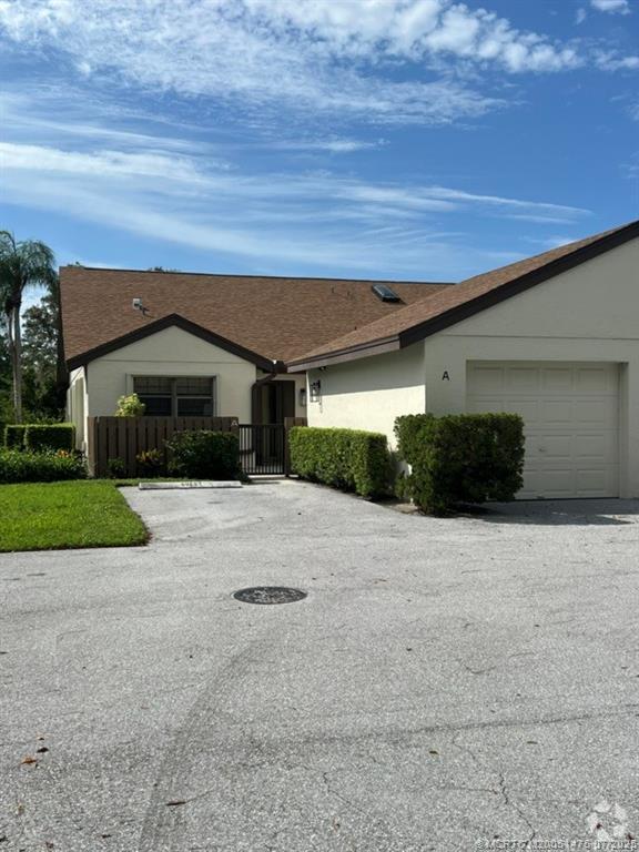 Building Photo - 1454 SW Silver Pine Way