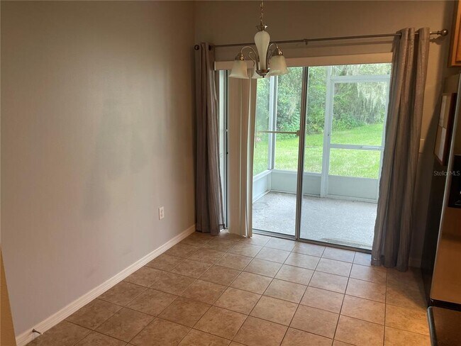 Foto del edificio - 15818 Fishhawk View Dr