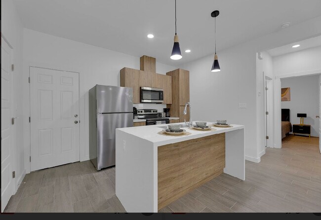 Foto del edificio - 1400 W Platinum Dr
