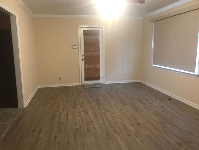 Photo - 424 Lee St House