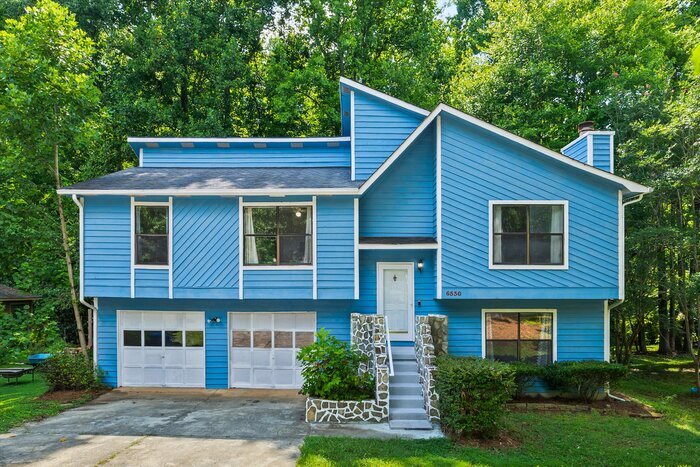 Photo - Discover your dream home at 6530 Thamesmead Ln, Mint Hill, NC!