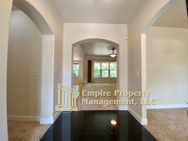 Foto del edificio - 167 Willow Springs Dr