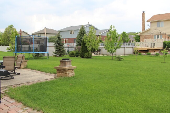 Building Photo - 7810 Brookside Glen Dr