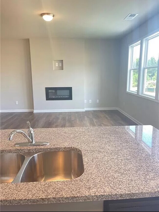 130 Old Mill Dr, Calhoun, GA 30701 House Rental in Calhoun, GA