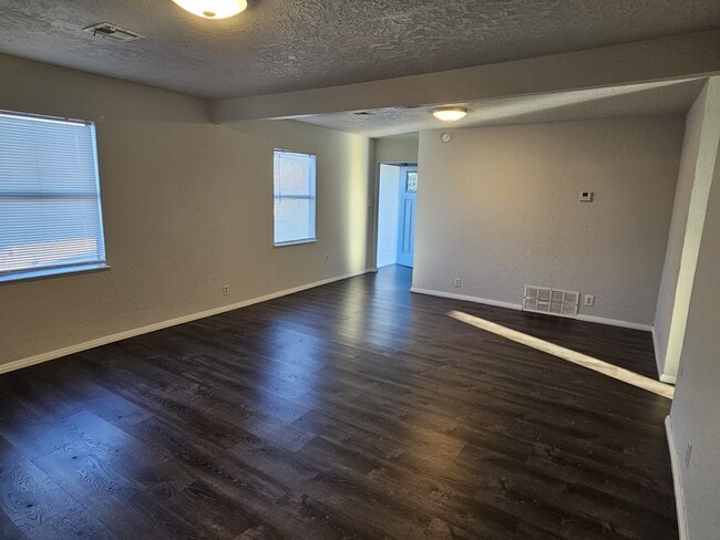 Foto del edificio - 2209 NW 36th St