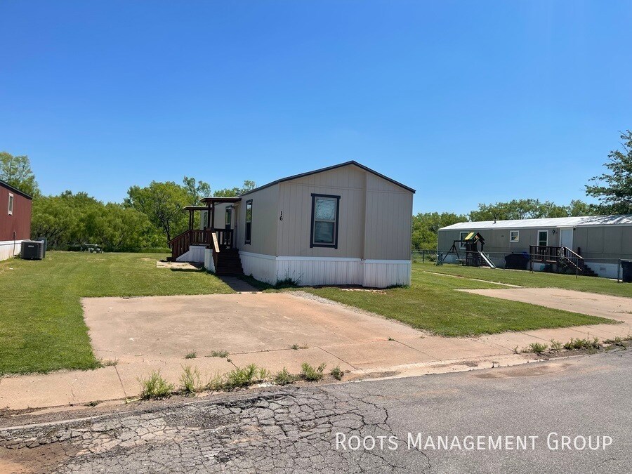 Primary Photo - Home Available to Lease - Apply Today!