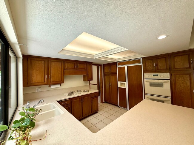 Building Photo - 4 Bedroom Home in Del Cerro with SOLAR!!