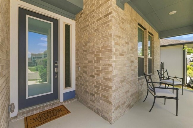 Building Photo - 9608 Hamadryas Dr