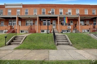 Building Photo - 434 Folcroft St