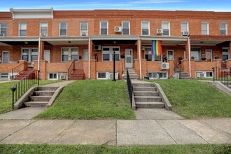 Building Photo - 434 Folcroft St