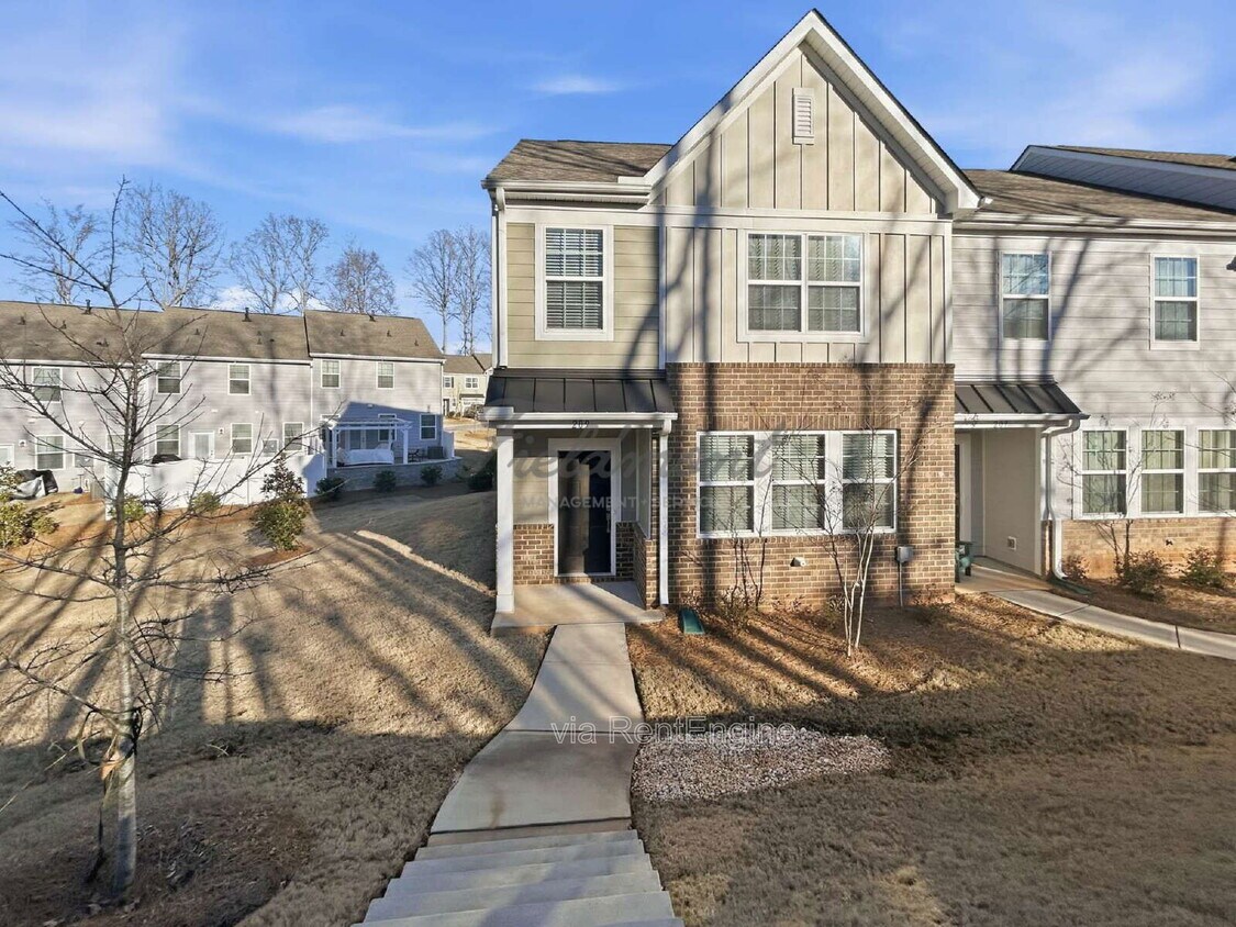 Photo - 209 Stammer Ln