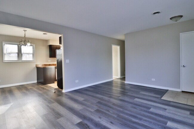 Foto del edificio - 111 E 13th St