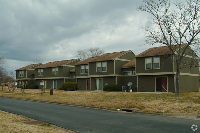 Building Photo - Twin Canal Village