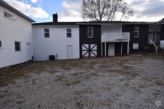 Building Photo - 15-17 5th St