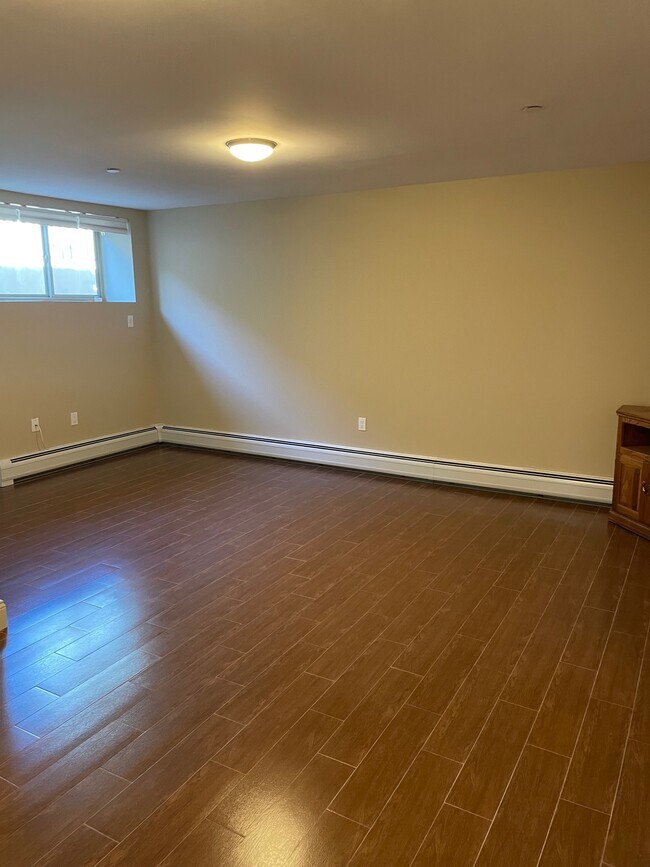 Sala de estar - 69 Parkwood Ave