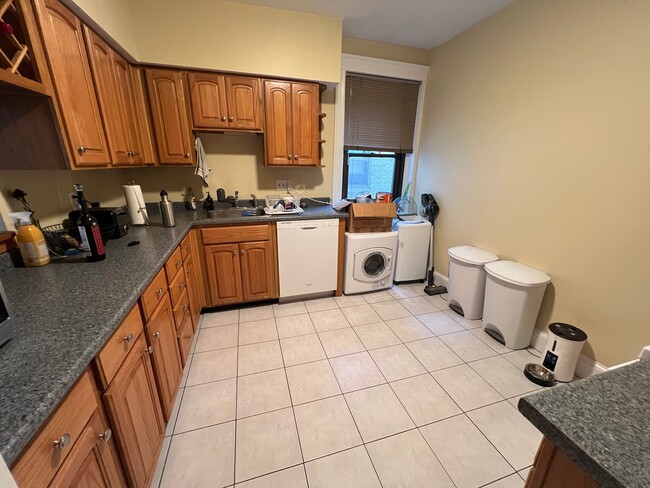 Photo - 1758 Commonwealth Ave Apartment