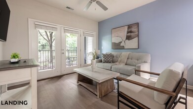 Building Photo - 8100 Palisades Cir