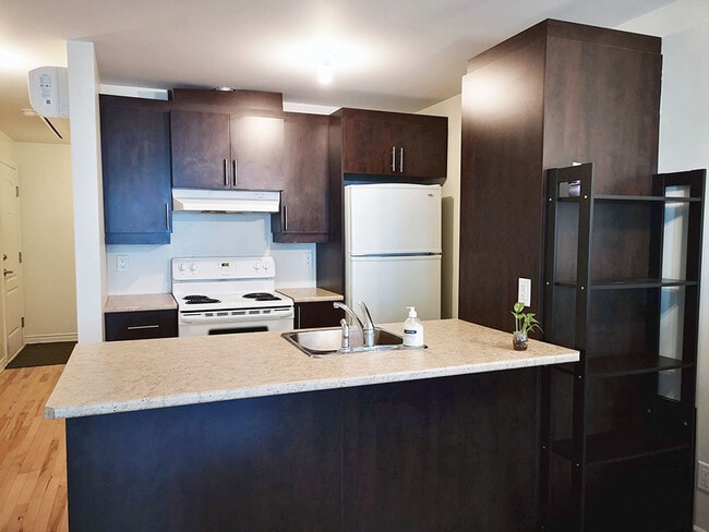 Building Photo - 2339 St Augustin-Cantin