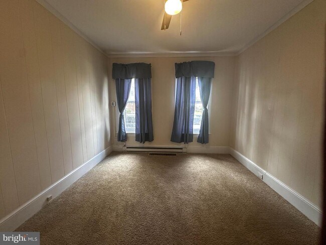 Building Photo - 524 N Franklin St