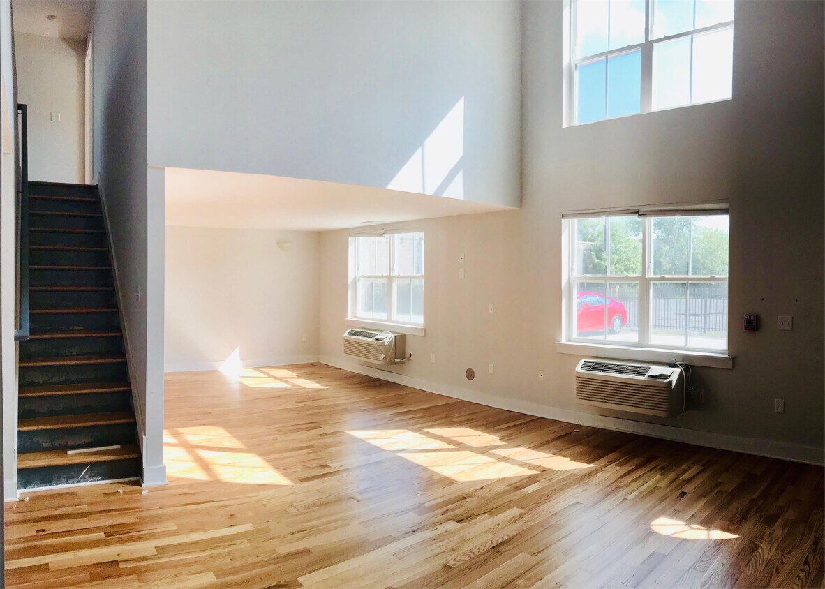 Primary Photo - 134-142 Sussex Ave