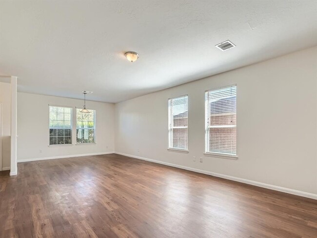 Building Photo - 3926 Hawthorn Glen Ct