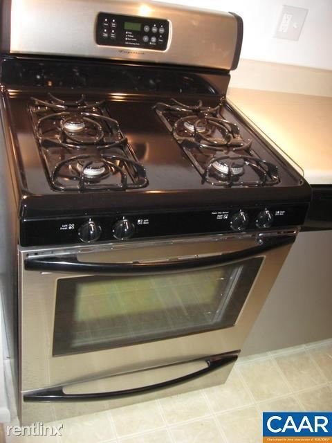 Building Photo - 1 br, 1 bath House - 545 Burgoyne Road #8