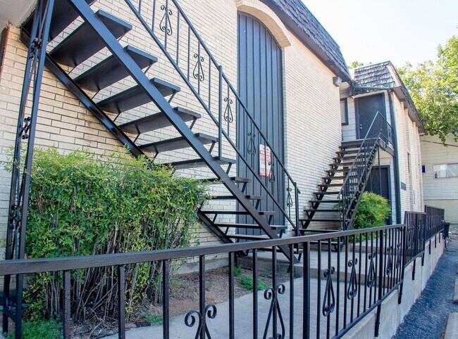 Foto del edificio - 924 E Dean Keeton St
