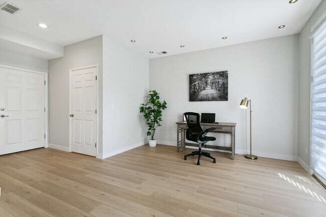 Foto del edificio - 4181 W 118th Pl
