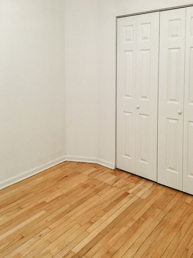 Foto del edificio - 1954 W Winona St