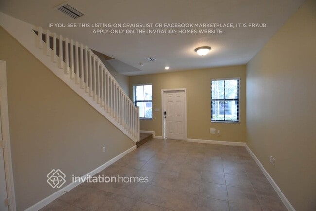 Building Photo - 1643 SW 28th St