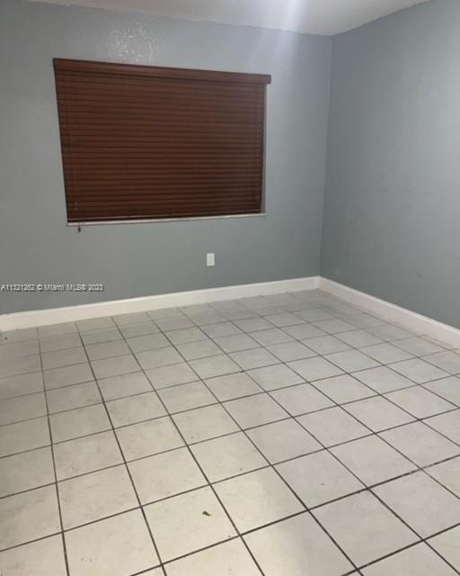 Foto del edificio - 7034 NW 169th St