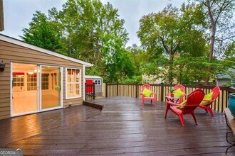 Building Photo - 1351 Omie Way
