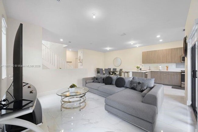 Foto del edificio - 4712 NW 83rd Ave