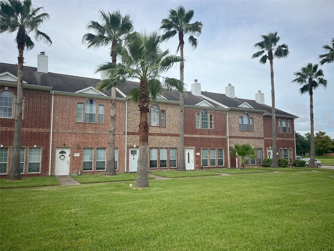 Foto principal - 4227 Benard Ct