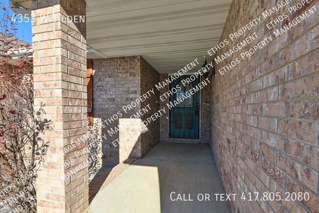 Building Photo - 4353 W Tilden-