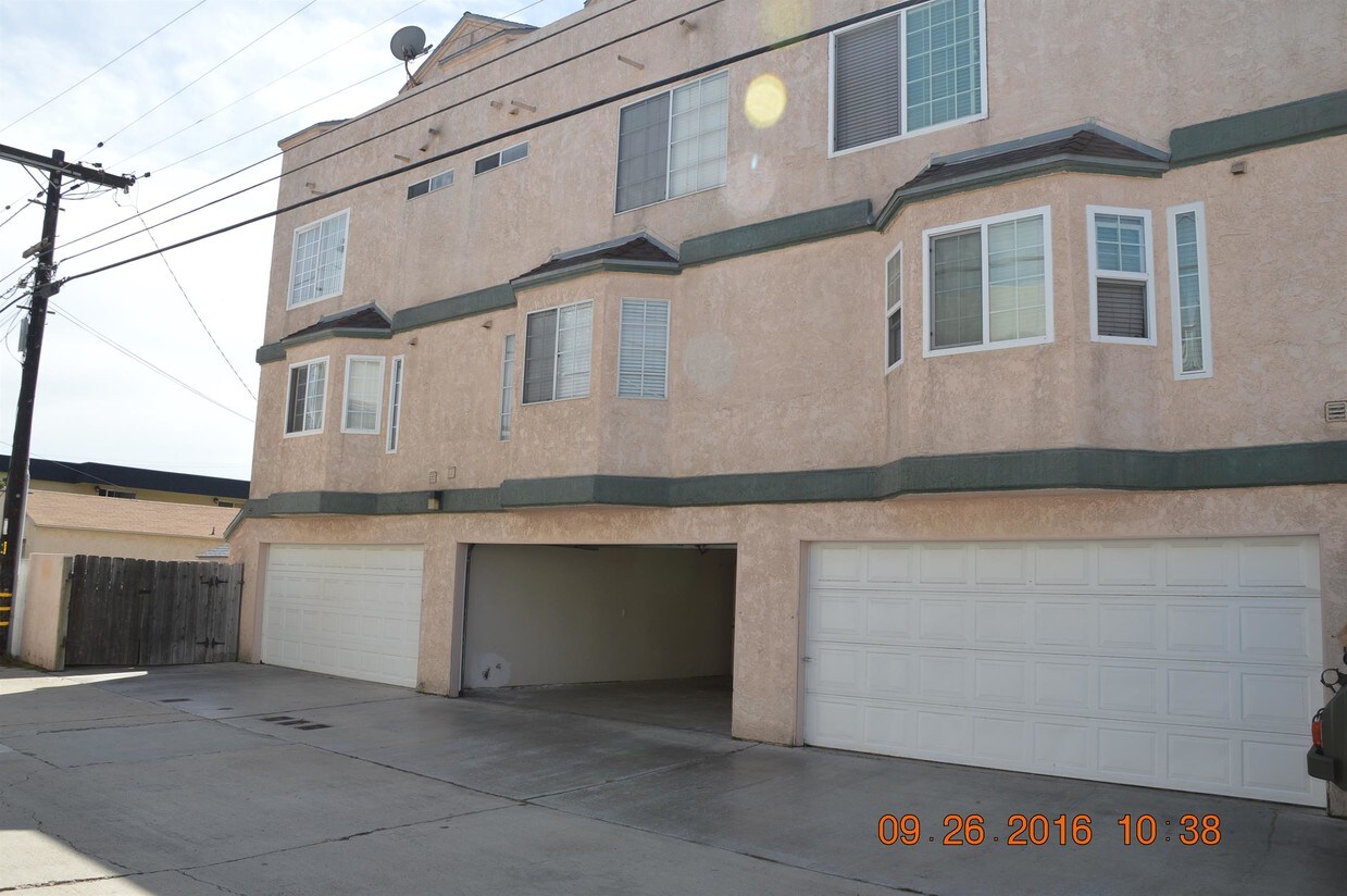 244 Evergreen Ave, Imperial Beach, CA 91932 Condo for Rent in