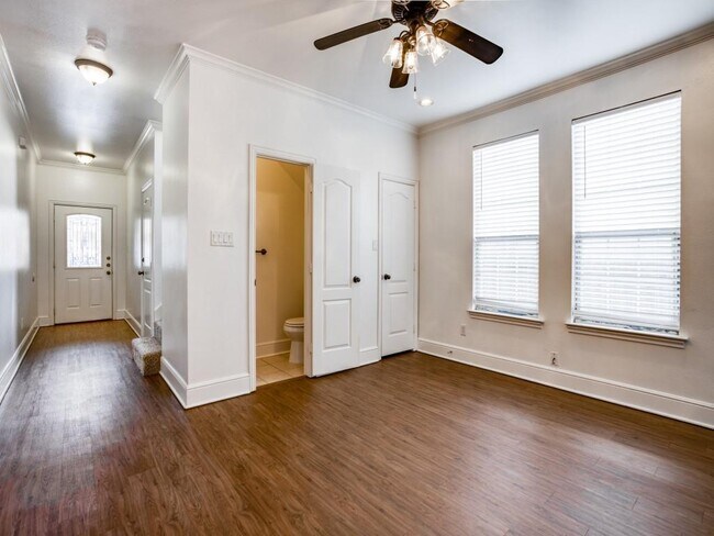 Building Photo - 480 Pecan Hollow St