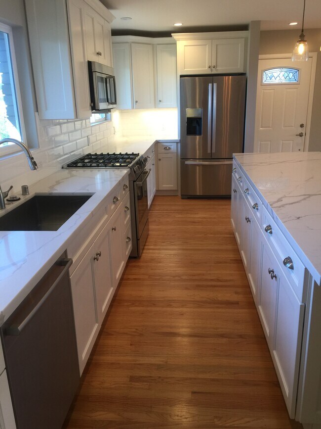 196 Golden Hind Psge, Corte Madera, CA 94925 House Rental in Corte