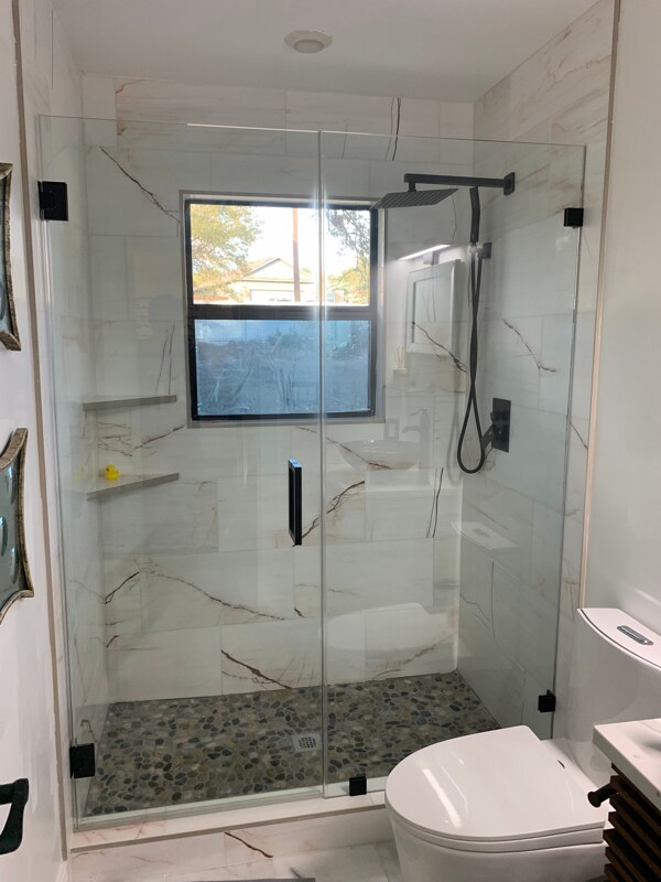 Building Photo - 17510 Lake Shore Dr