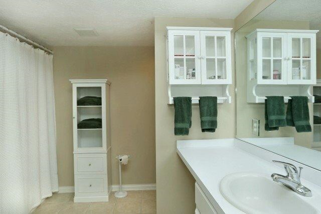 Building Photo - 4336 Clearwater Way