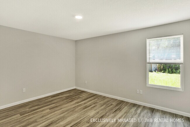 Building Photo - 3928 Autumn Ln
