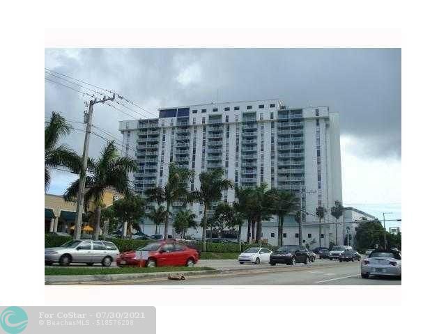 Building Photo - 13499 Biscayne Blvd