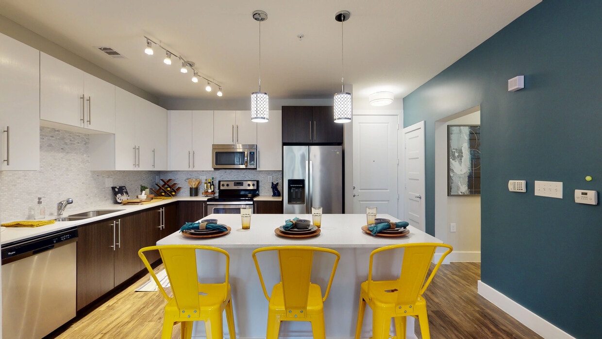 Photo - AMLI Piedmont Heights Apartments