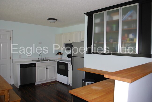 Foto del edificio - Woodcroft Subdivision
