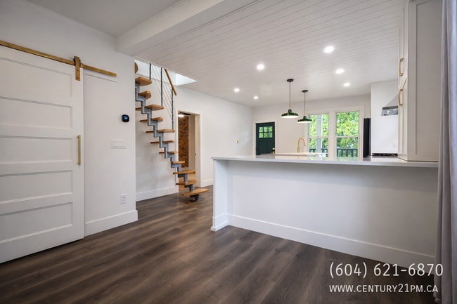 Building Photo - 34758 Clayburn Rd